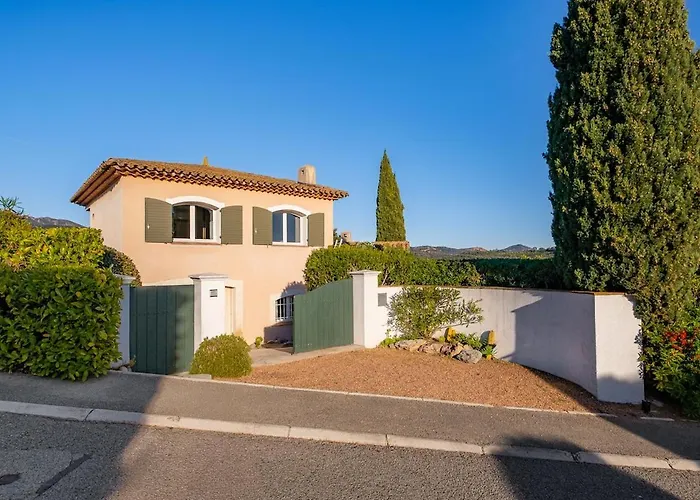 L'escale Des Golfs *