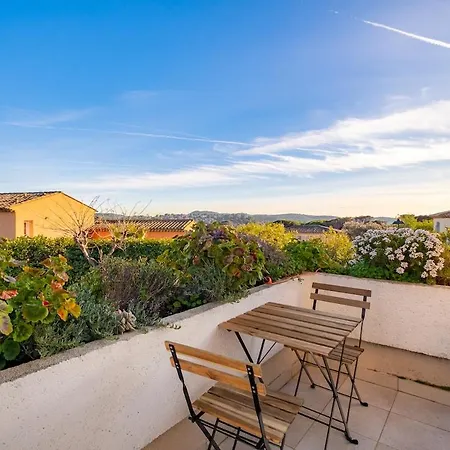 Villa L'escale Des Golfs De St Raphael